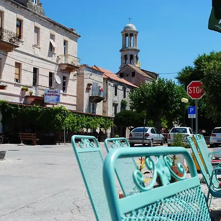 Sutic Kaštel Novi