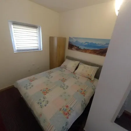 Sutic Apartment *