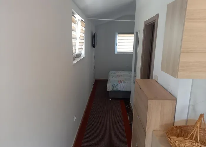 Apartman Sutic *